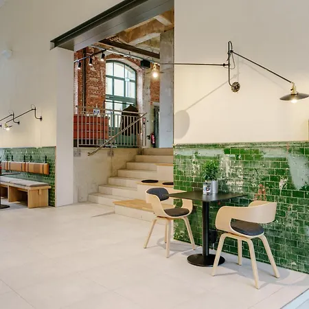 Hotel Fabrik *