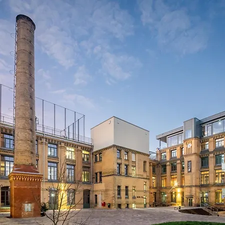 Hotel Fabrik *